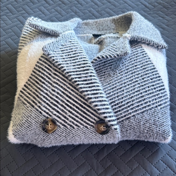 Cyrus Jackets & Blazers - Cyrus Double-Breasted Geometric Pea Coat - Gray & White